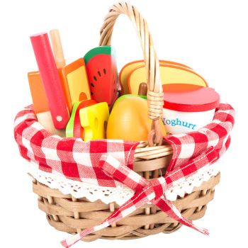 Cestino da pic nic con alimenti da tagliare