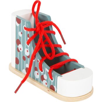 Scarpa da allacciare